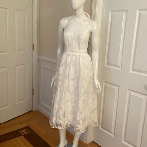 NWT Lulu’s White Floral Halter Midi Dress Size M